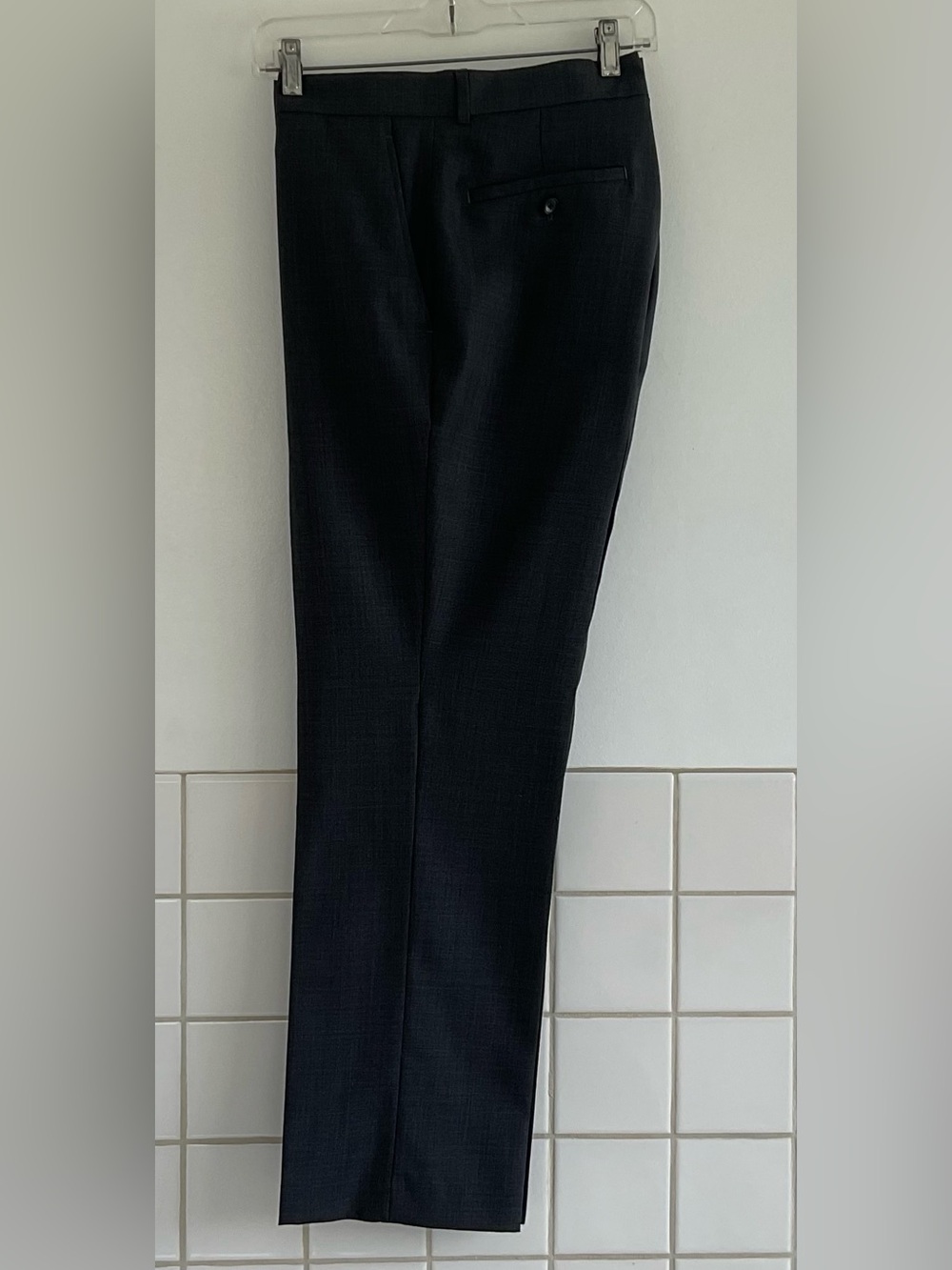 Kenneth Cole Men’s Grey Dress Pants. Sz: 38/30